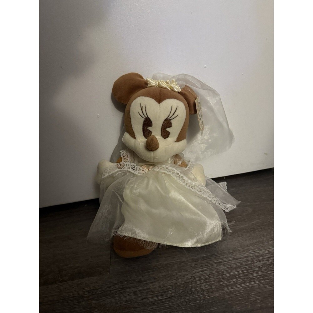 Disney Plush SEGA Minnie Mouse Wedding Bride Japan NWT